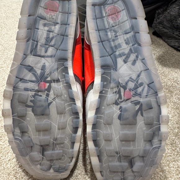 Nike Air Max 1
CLOT Kiss of Death - Solar Red - Picture 3 of 3